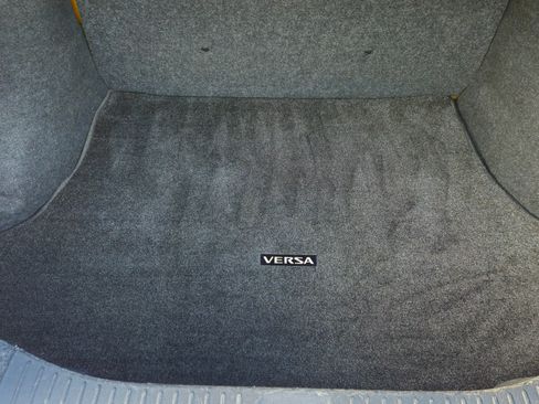 Used 2010 Nissan Versa 1.8 S w/ PWR Plus Pkg image 19