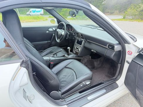 Used 2008 Porsche 911 Cabriolet image 8