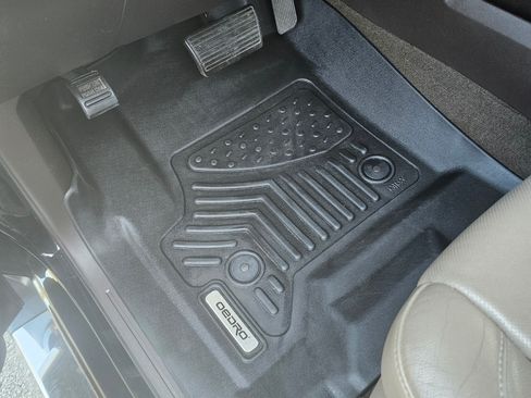 Used 2016 Chevrolet Silverado 1500 LTZ w/ Texas Edition image 5