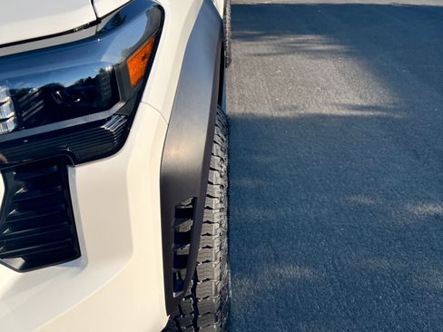 Used 2024 Toyota Tacoma TRD Off-Road image 6