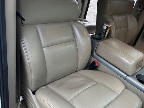 Used 2008 Ford F150 Lariat image 12