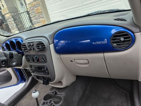 Used 2004 Chrysler PT Cruiser Touring image 13