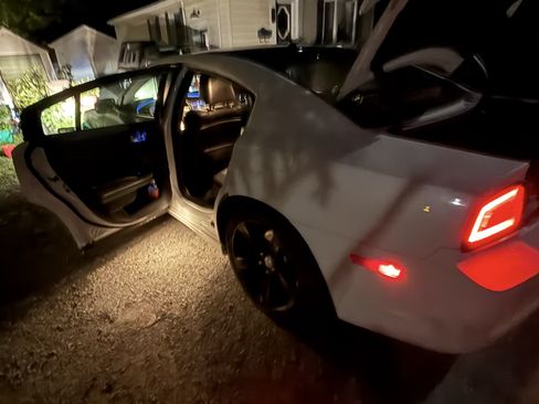 Used 2014 Dodge Charger R/T image 5