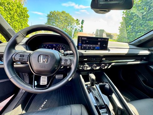 Used 2024 Honda Accord Sport image 8