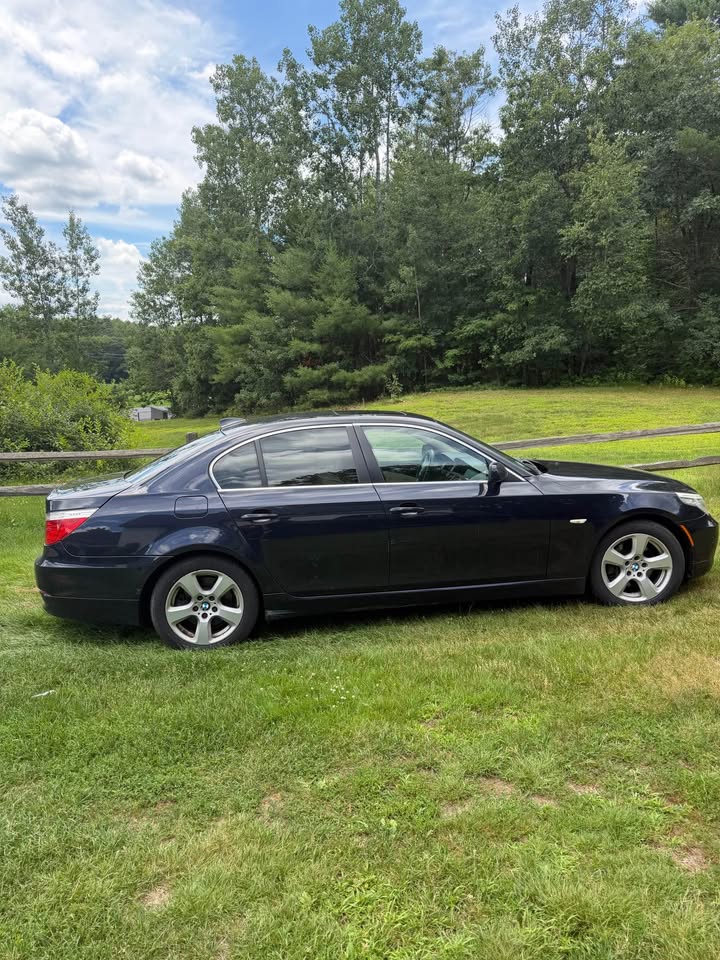 Used 2008 BMW 535xi Sedan AWD/4WD image 5