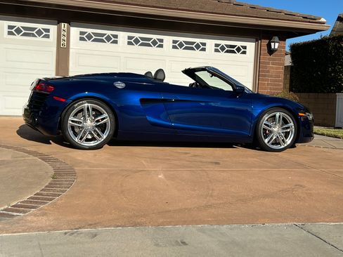 Used 2014 Audi R8 V8 w/ Full Leather Package image 2