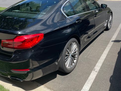 Used 2019 BMW 540i w/ Executive Package RWD image 14