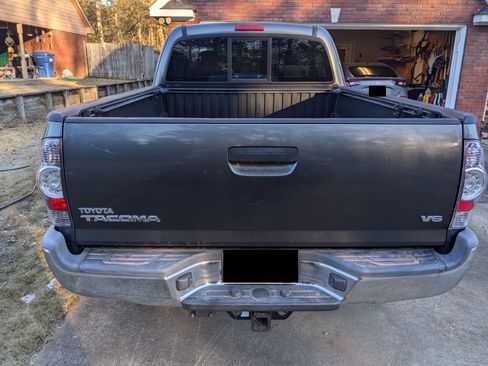 Used 2013 Toyota Tacoma 4x4 Access Cab V6 image 16