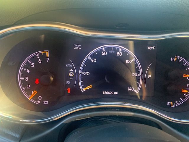 Used 2015 Jeep Grand Cherokee Laredo w/ Quick Order Package 23E AWD/4WD image 6