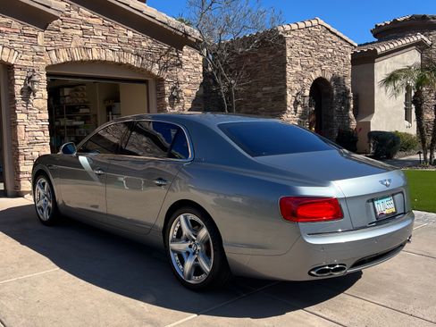 Used 2015 Bentley Flying Spur V8 image 6
