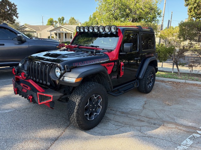 Used 2023 Jeep Wrangler Rubicon w/ Cold Weather Group AWD/4WD image 4
