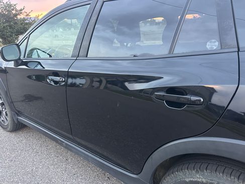 Used 2018 Subaru Crosstrek 2.0i Premium w/ Eyesight System AWD/4WD image 12