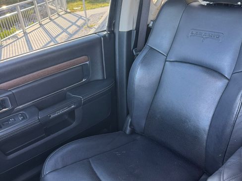 Used 2016 RAM 2500 Laramie AWD/4WD image 23