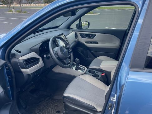 Used 2025 Subaru Forester Premium w/ Convenience Package #1 image 6