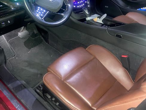 Used 2014 Cadillac ELR w/ Luxury Package image 4