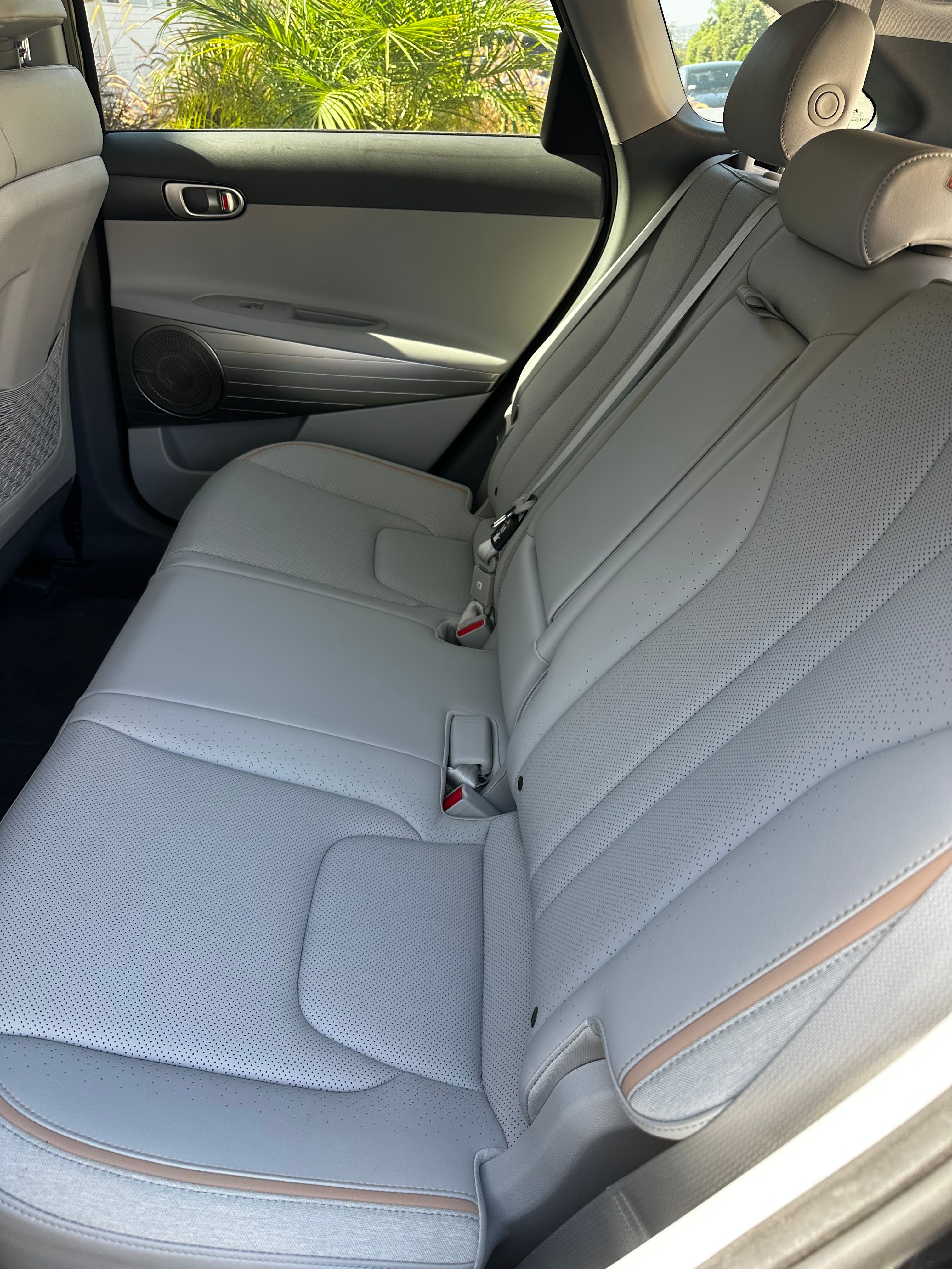 Used 2022 Hyundai Nexo Limited FWD image 6