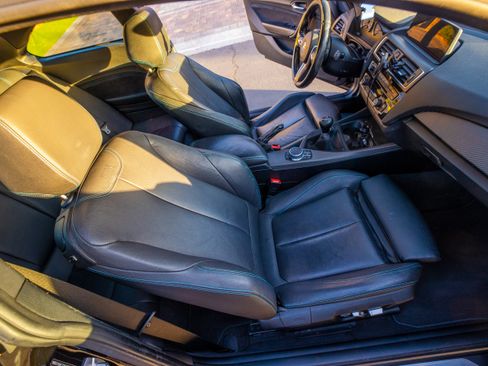 Used 2017 BMW M2 image 20