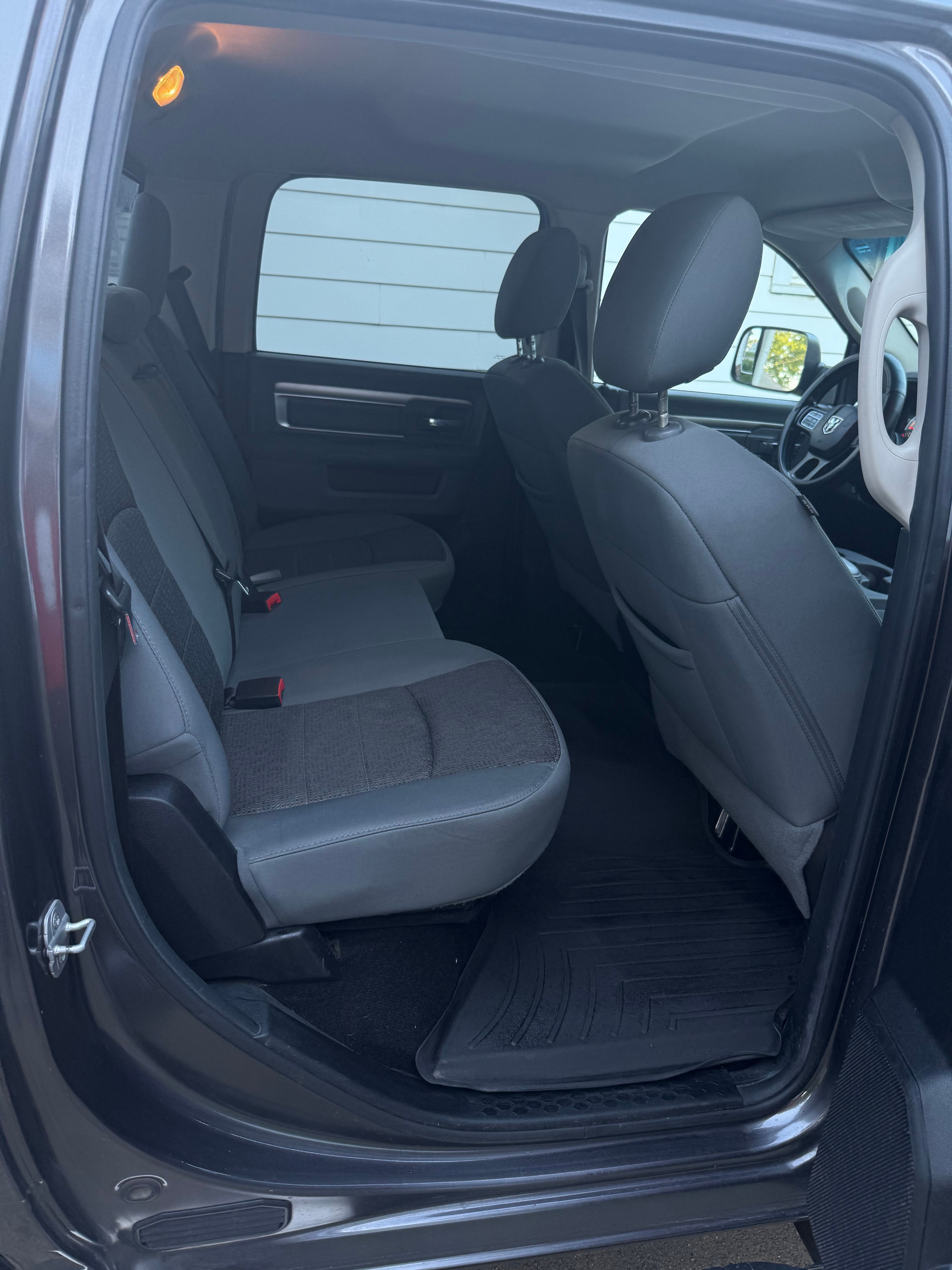 Used 2014 RAM 1500 Big Horn AWD/4WD image 9
