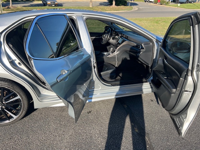 Used 2018 Toyota Camry XSE FWD image 12