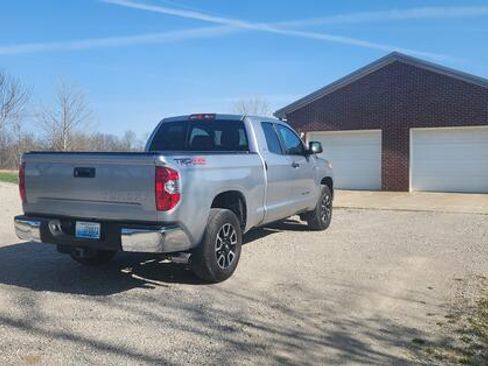 Used 2017 Toyota Tundra SR5 w/ TRD Off Road Package image 6