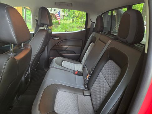 Used 2019 Chevrolet Colorado Z71 image 14