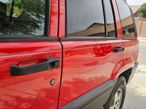 Used 1995 Jeep Grand Cherokee Laredo image 15