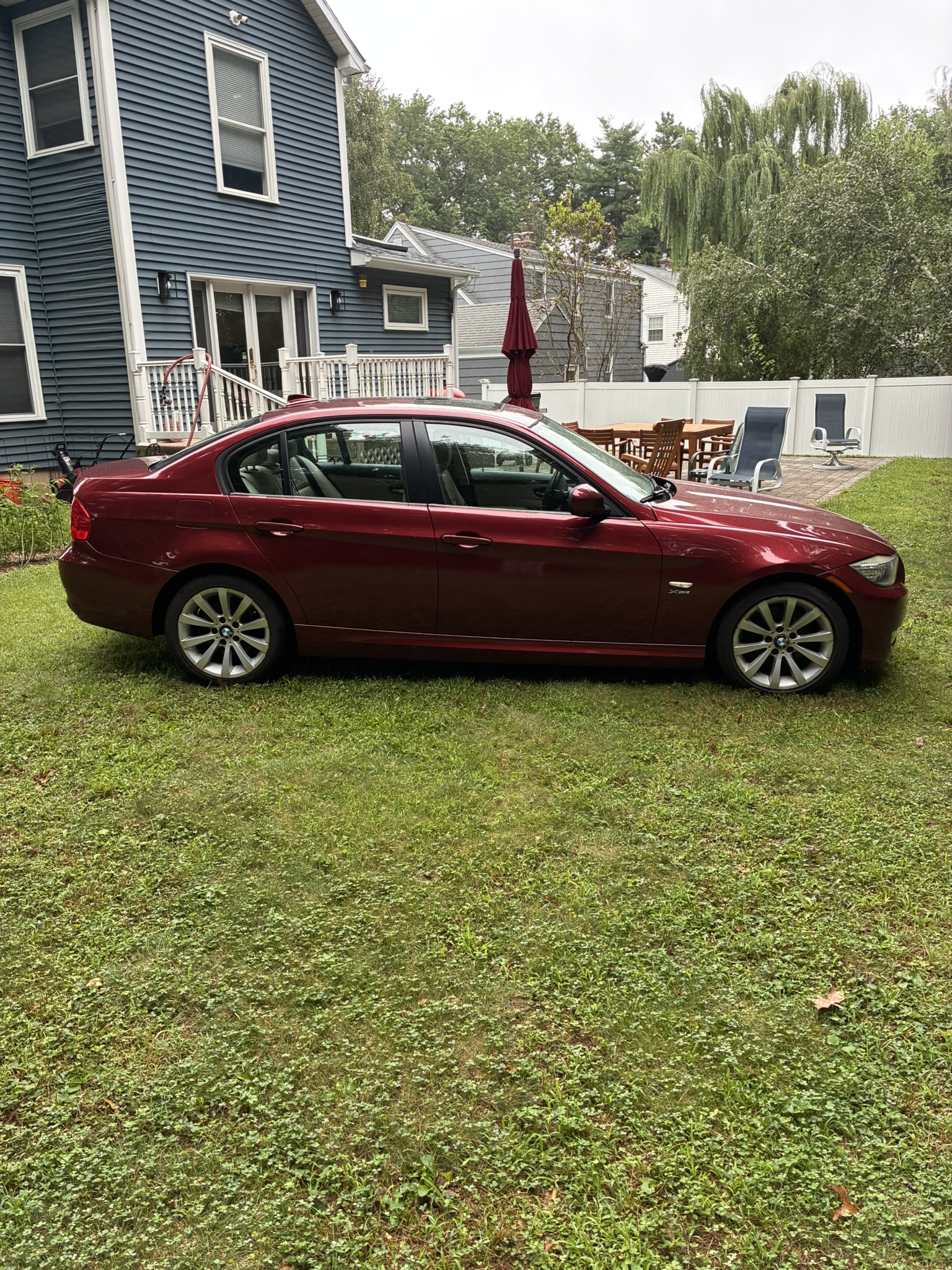 Used 2011 BMW 328i xDrive Sedan AWD/4WD image 5