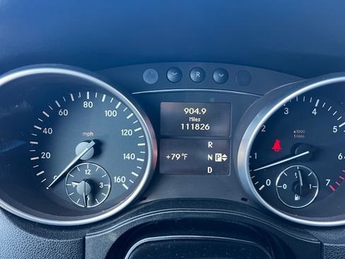 Used 2010 Mercedes-Benz ML 350 4MATIC image 14