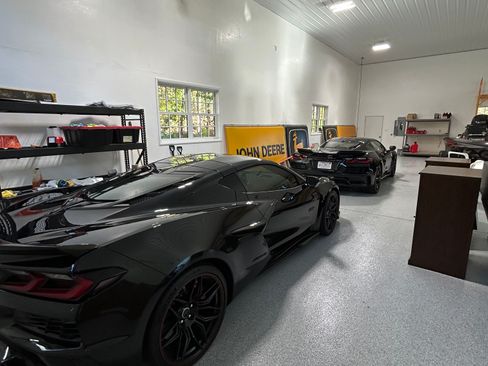Used 2023 Chevrolet Corvette Z06 image 12