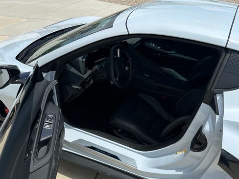 Used 2024 Chevrolet Corvette Stingray Preferred Cpe w/ Z51 Performance Package RWD image 15