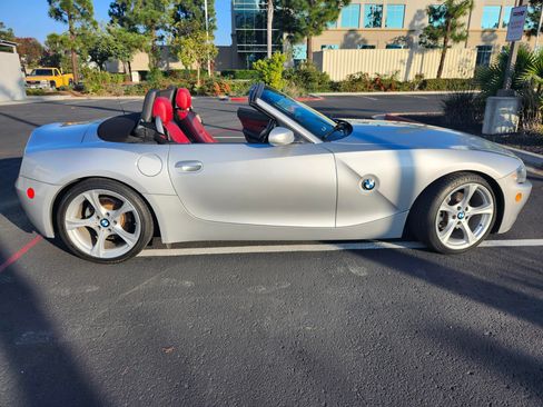 Used 2005 BMW Z4 3.0i image 4