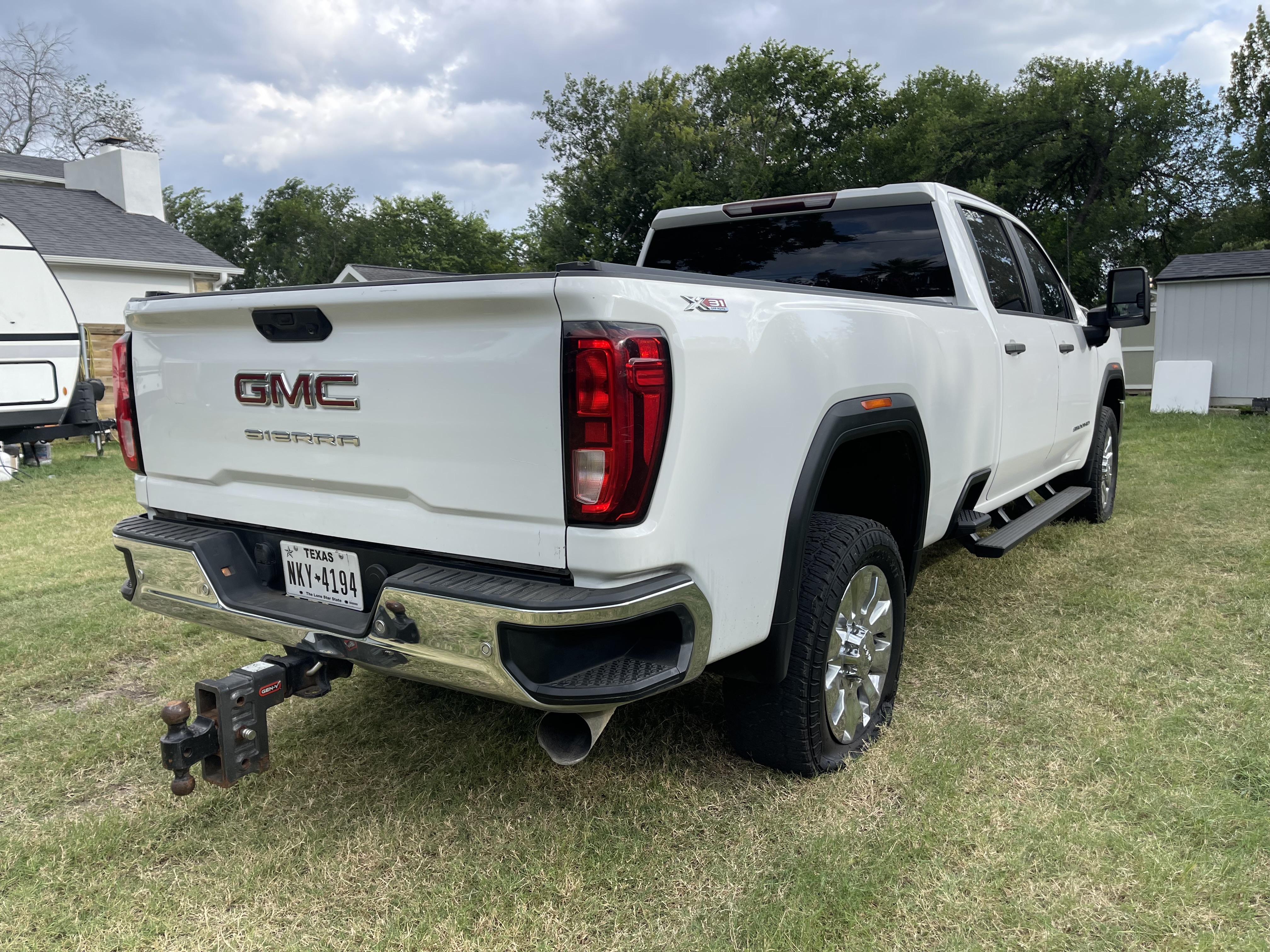 Used 2020 GMC Sierra 3500 4x4 Crew Cab w/ Convenience Package image 8