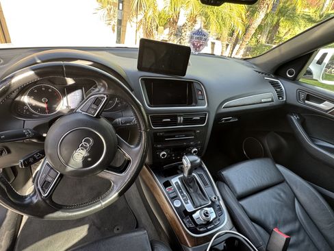Used 2015 Audi Q5 2.0T Premium Plus w/ Technology Package image 10
