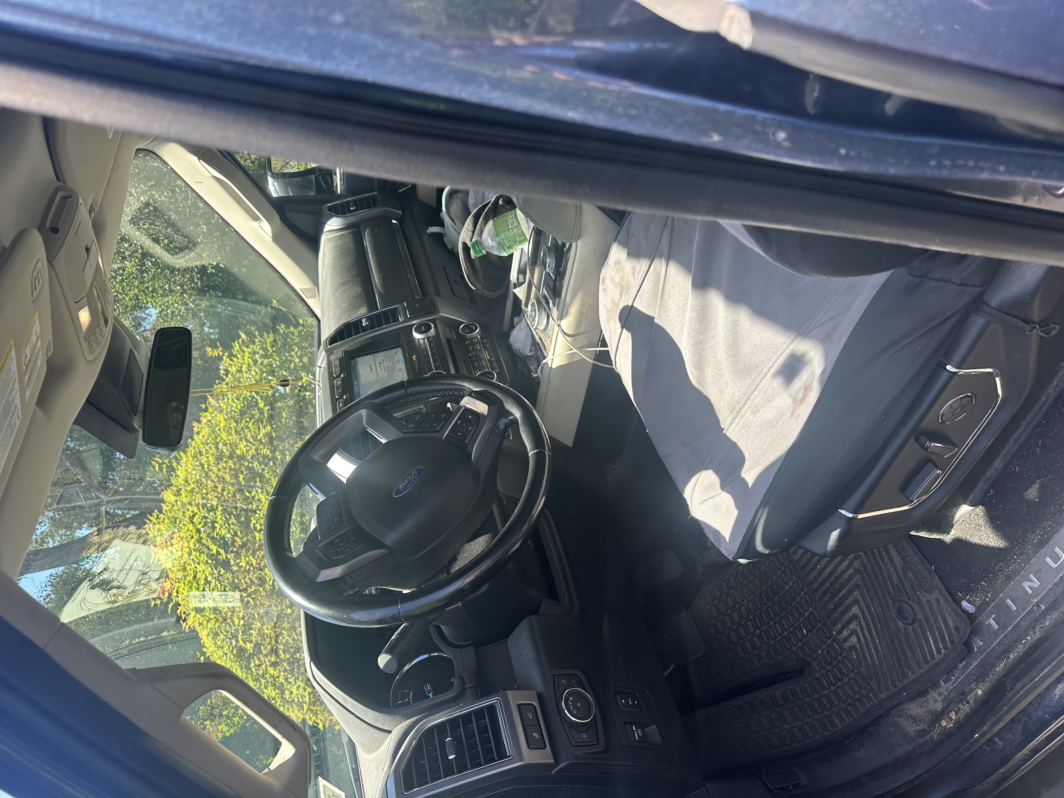 Used 2018 Ford Expedition Platinum AWD/4WD image 11