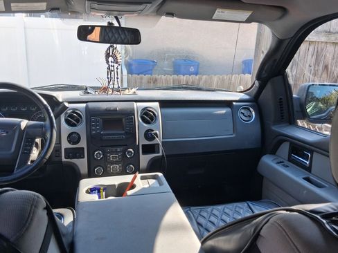 Used 2013 Ford F150 XLT w/ Luxury Equipment Group image 8