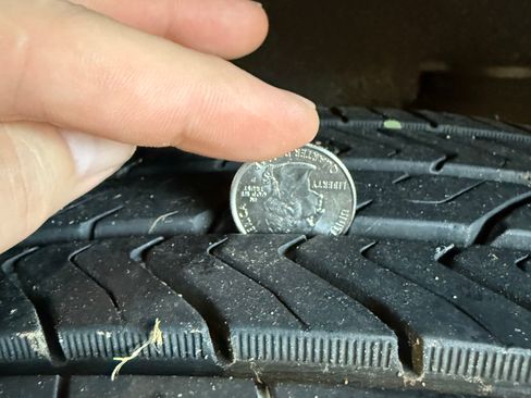 Used 2023 GMC Terrain SLE image 23