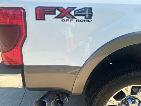 Used 2022 Ford F250 King Ranch w/ King Ranch Ultimate Package image 8