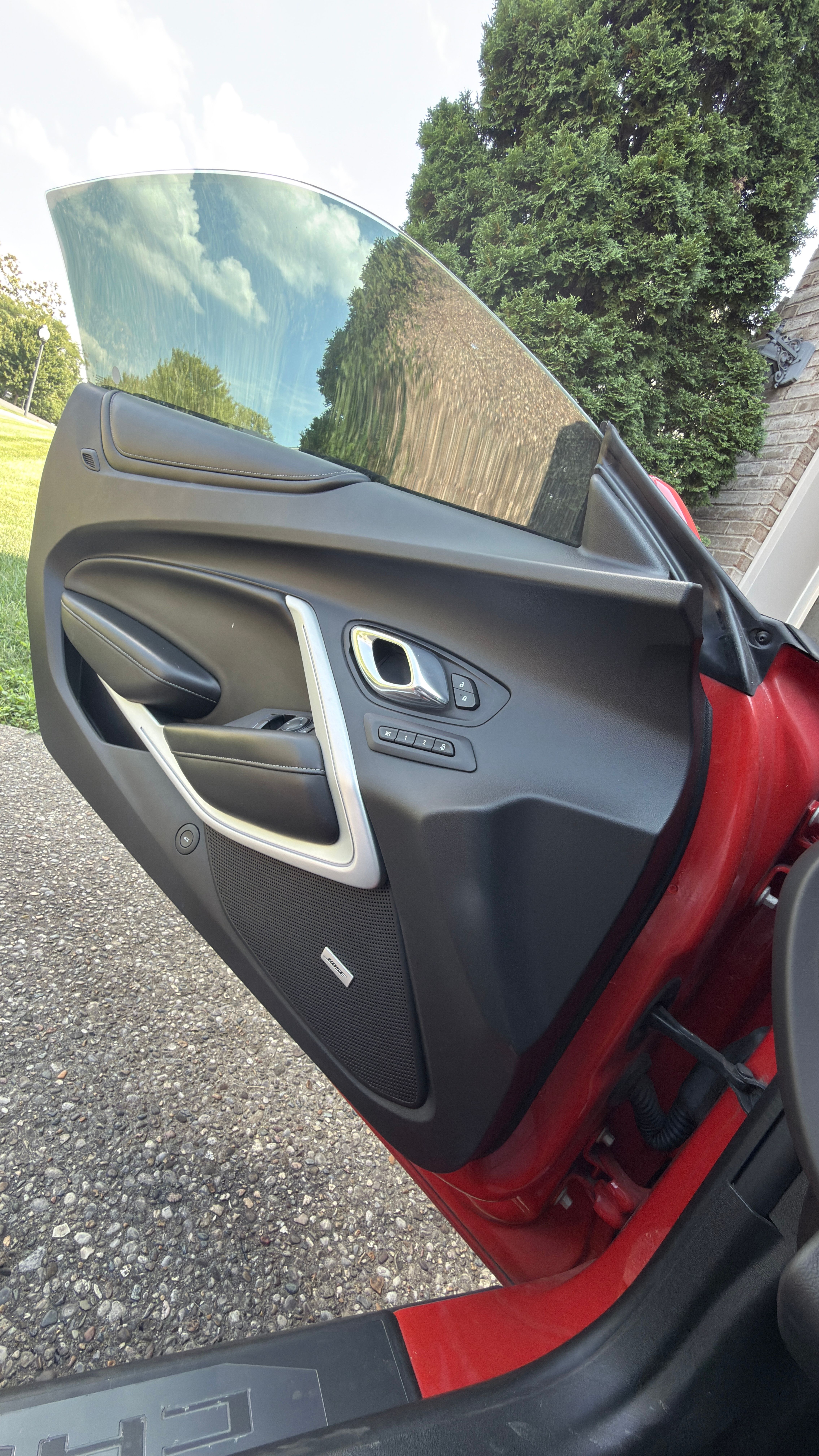 Used 2016 Chevrolet Camaro LT RWD image 23