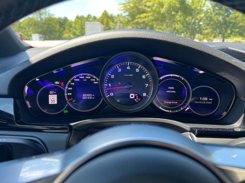 Used 2020 Porsche Cayenne S AWD/4WD image 11