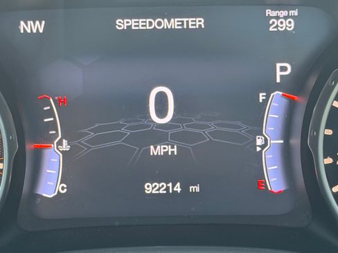 Used 2019 Jeep Compass Latitude w/ Popular Equipment Group FWD image 6