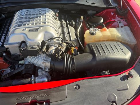 Used 2016 Dodge Charger SRT Hellcat w/ Harman/Kardon Audio Group image 4