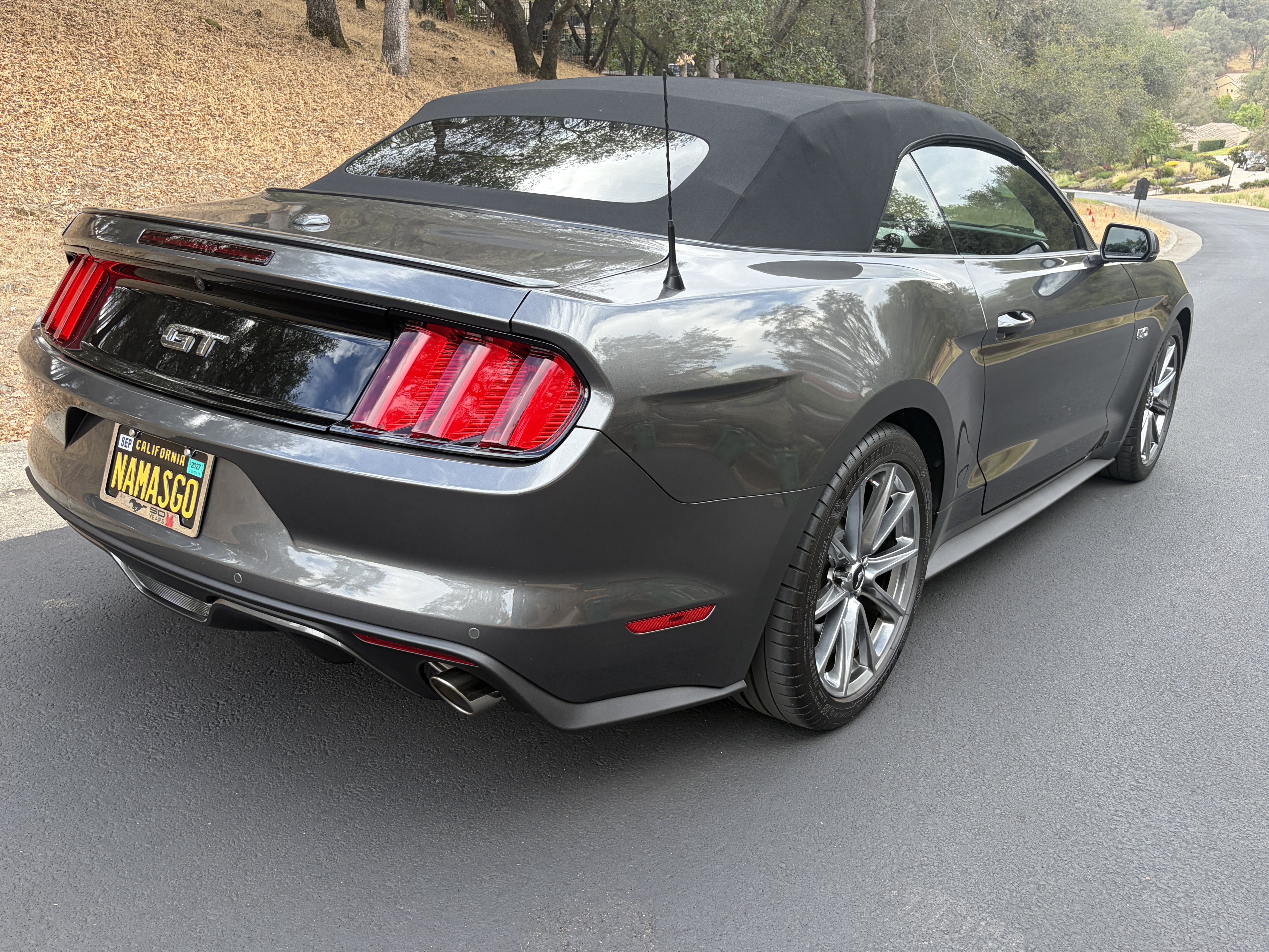 Used 2015 Ford Mustang GT Premium w/ Equipment Group 401A RWD image 8
