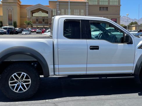 Used 2017 Ford F150 Raptor w/ Equipment Group 801A Mid image 2
