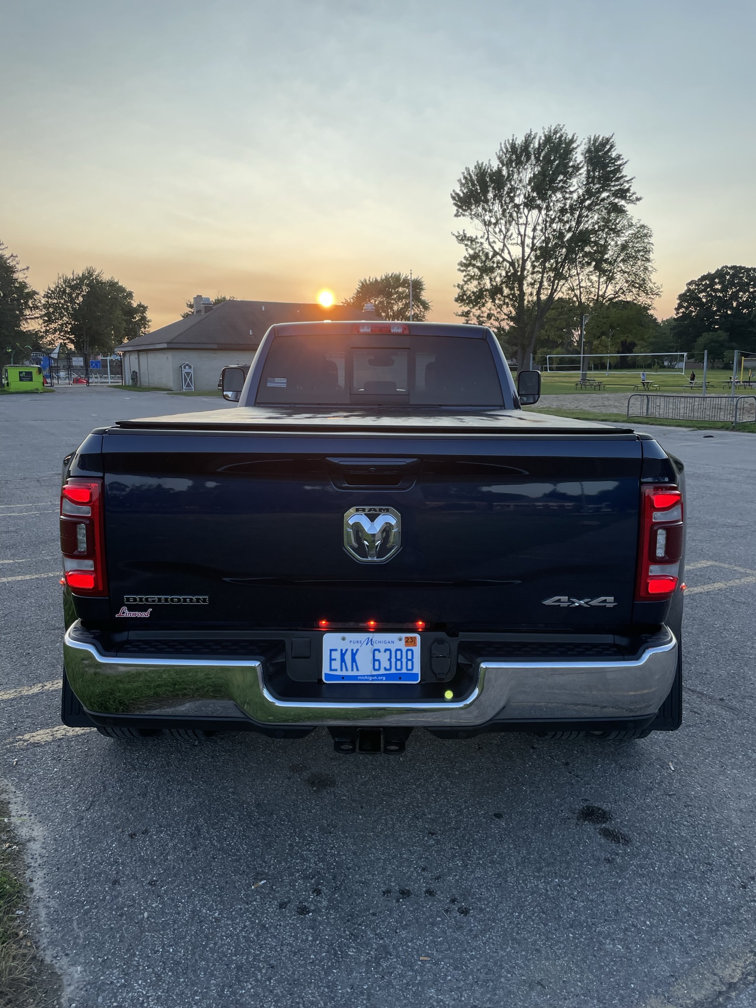 Used 2021 RAM 3500 Big Horn w/ Level B Equipment Group AWD/4WD image 6