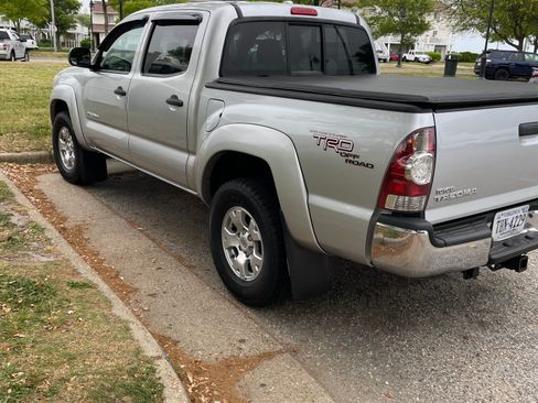 Used 2010 Toyota Tacoma 4x4 Double Cab image 27