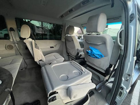 Used 2002 Volkswagen Eurovan GLS FWD image 17