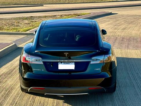 Used 2013 Tesla Model S Performance RWD image 9