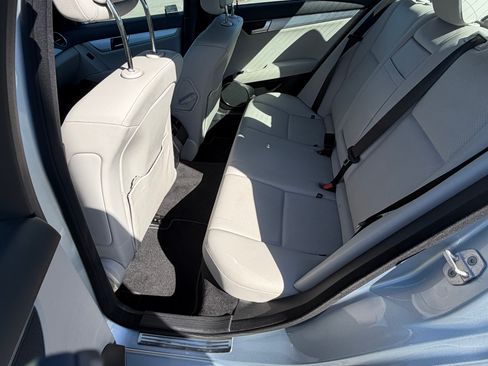 Used 2013 Mercedes-Benz C 250 Sedan image 13