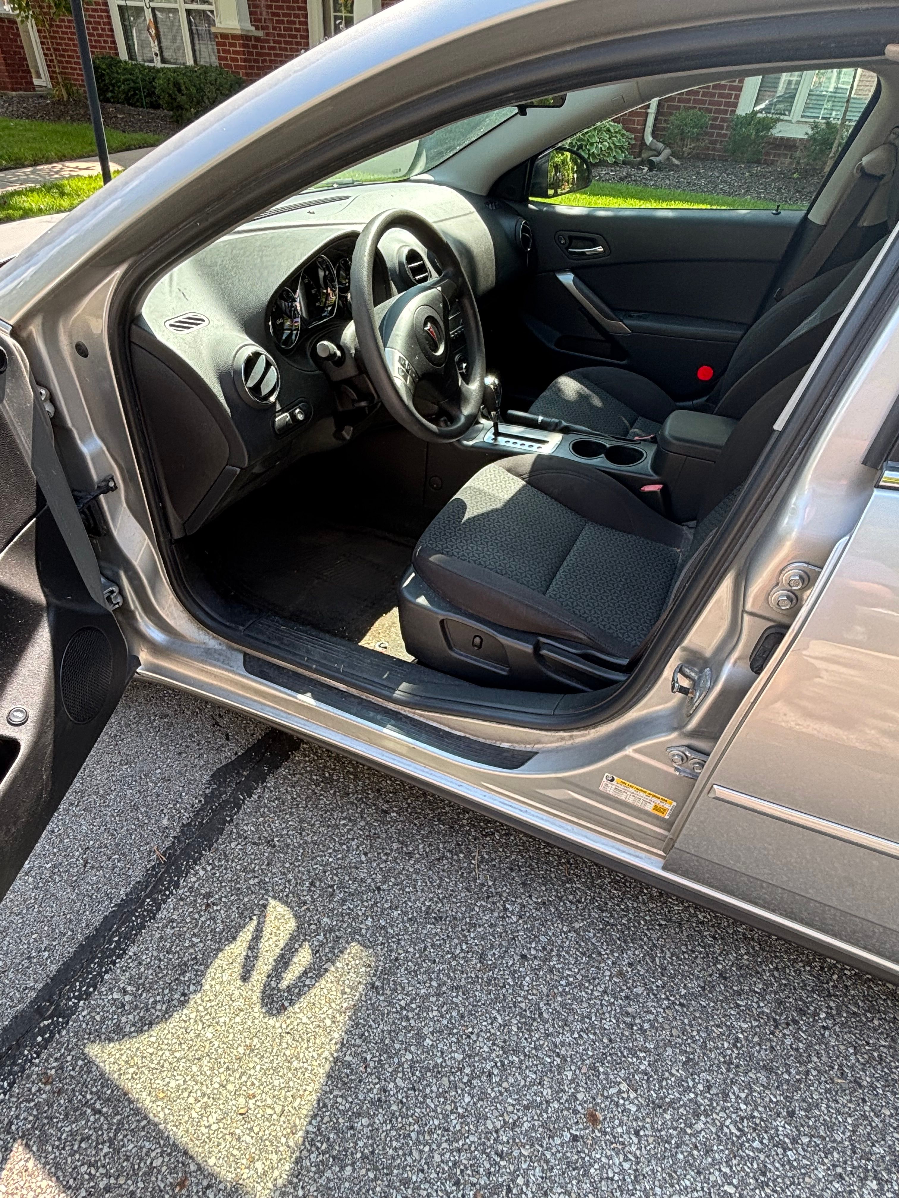 Used 2007 Pontiac G6 Sedan w/ Preferred Package FWD image 8