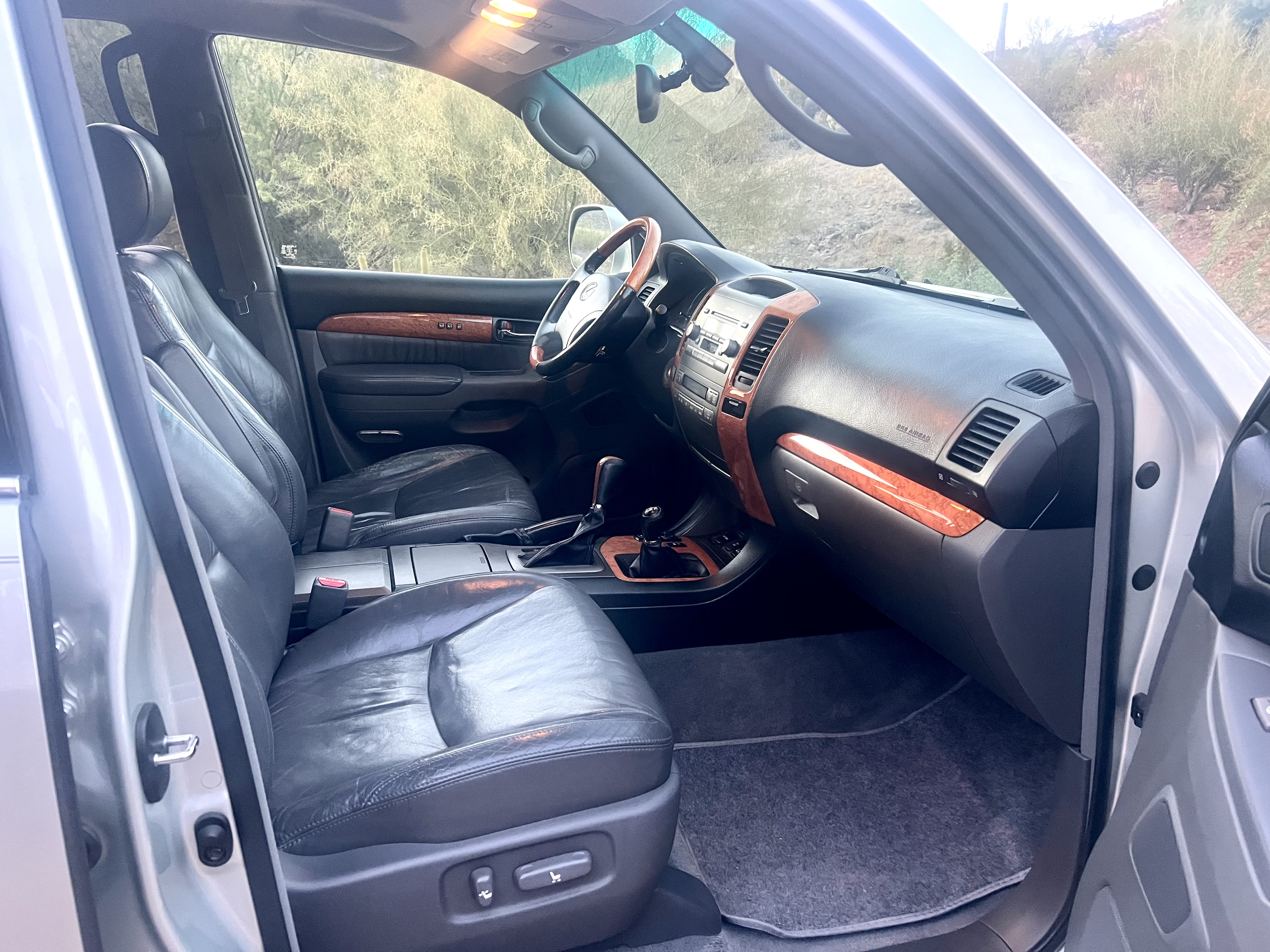 Used 2004 Lexus GX 470 AWD/4WD image 12